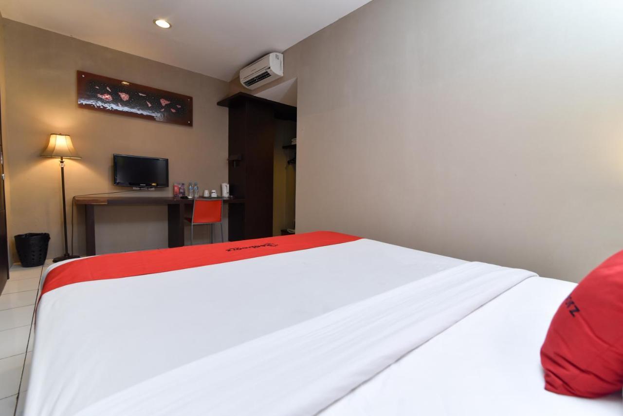 Reddoorz Plus @ Raya Legian Eksteriør bilde