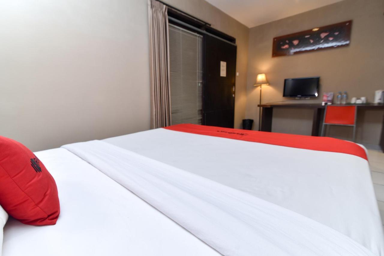 Reddoorz Plus @ Raya Legian Eksteriør bilde