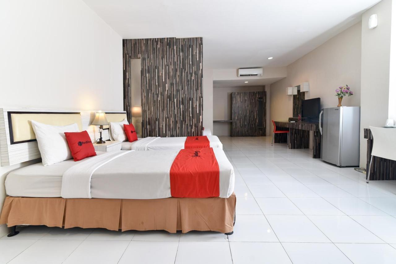 Reddoorz Plus @ Raya Legian Eksteriør bilde